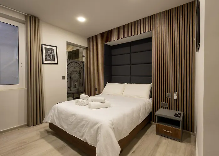 Piccolin By Gb Apts *